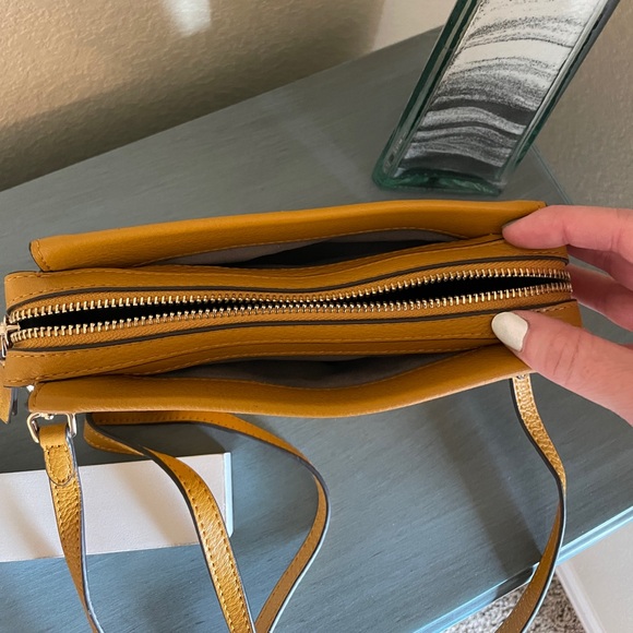 Vince Camuto Mustard Crossbody - Picture 3 of 6